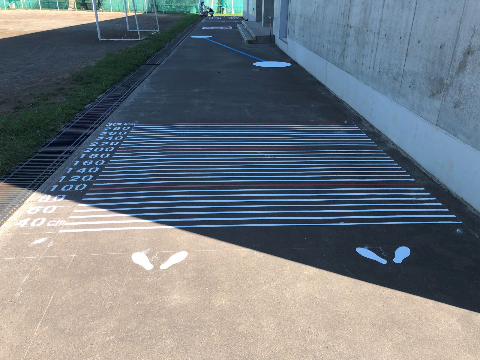 札幌市 平岸西小学校ボランティア活動|道路工業株式会社 北海道の道路舗装・混合物製造・地盤改良