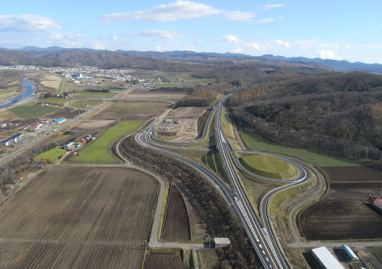 平成21年　北海道横断自動車道　本別町貴老路